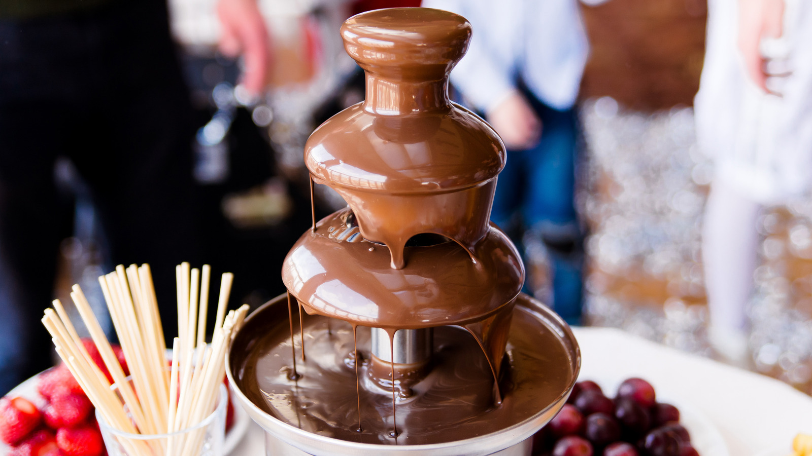 https://www.tastingtable.com/1552259/extra-step-clean-chocolate-fountain/