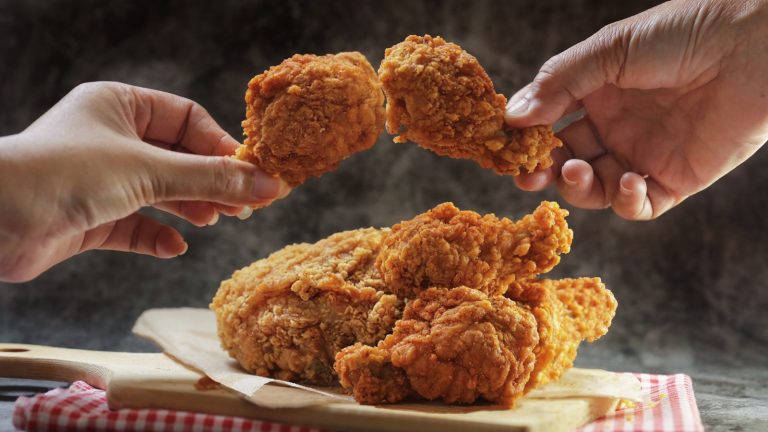 https://www.tastingtable.com/1572647/dont-make-fried-chicken-instant-pot/