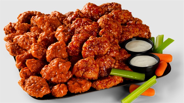 pile of boneless wings