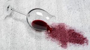 https://www.tastingtable.com/1413232/can-salt-remove-red-wine-stains/