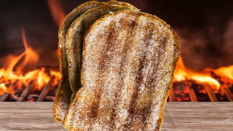 https://www.tastingtable.com/1593576/grilled-cinnamon-toast-idea/