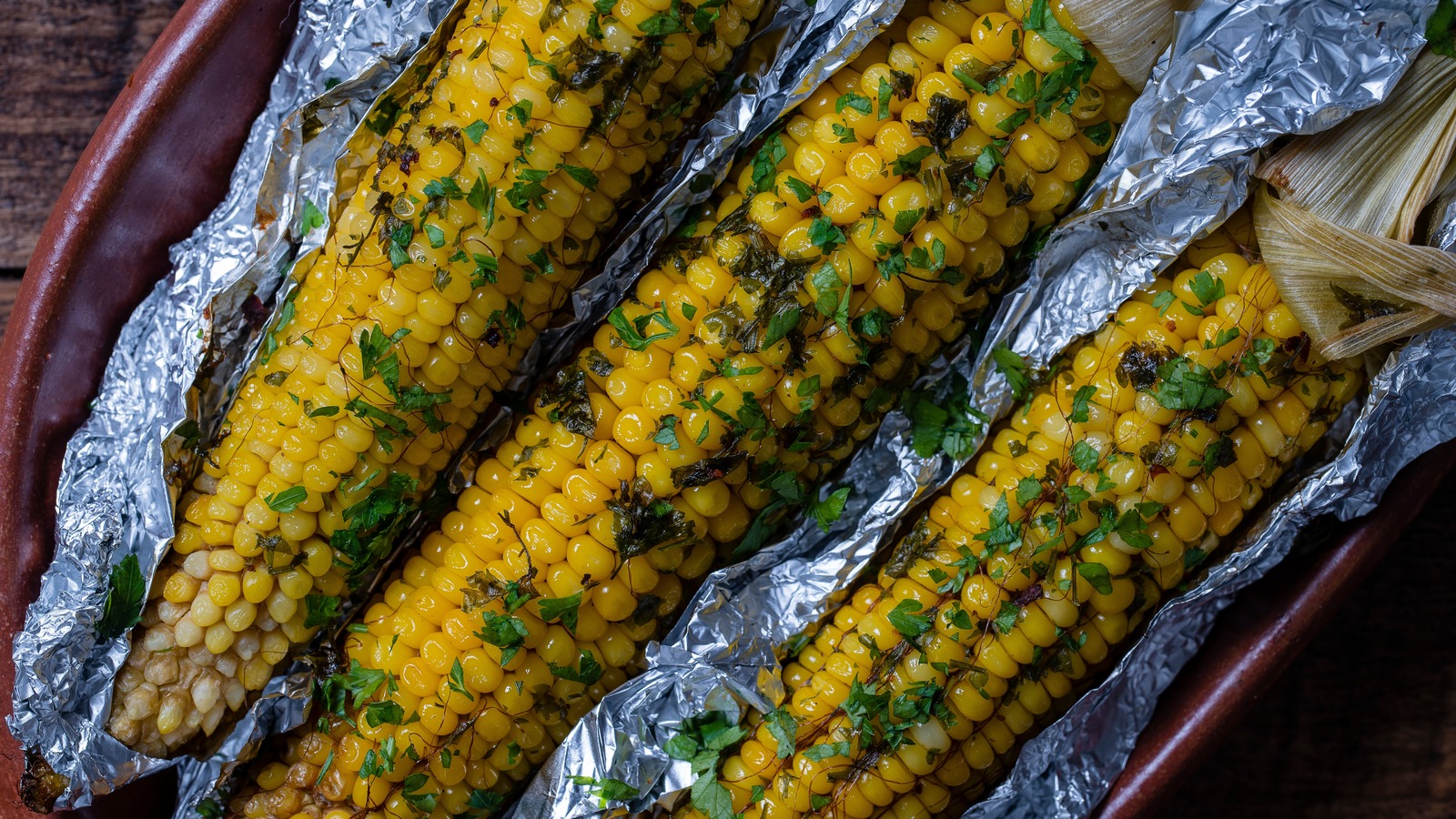 https://www.tastingtable.com/1599760/how-to-grill-corn-foil/