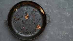 https://www.tastingtable.com/1561370/remove-smell-cast-iron/