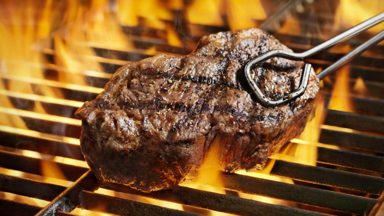 https://www.tastingtable.com/1591084/how-long-cook-filet-mignon-grill/