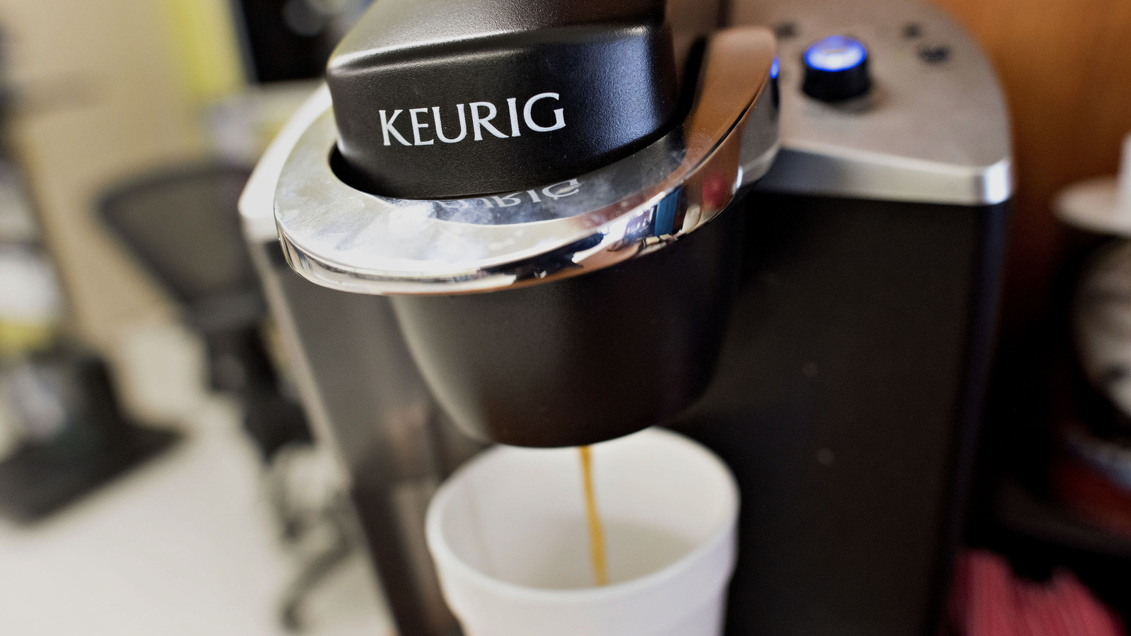 https://www.tastingtable.com/1384203/type-water-keurig-recommends-cleaning-brewing/