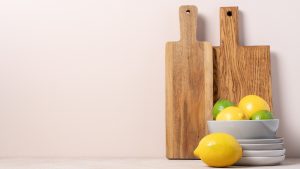 https://www.tastingtable.com/1496862/lemon-juice-hack-keep-cutting-board-clean/