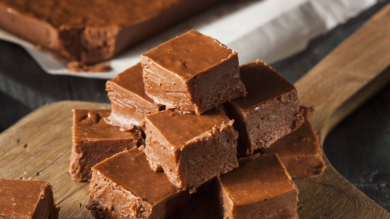 https://www.tastingtable.com/1602971/stirring-tip-making-fudge/