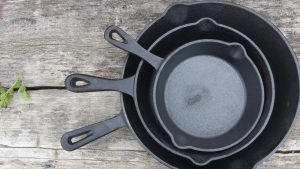 https://www.tastingtable.com/1560805/why-avoid-air-dry-cast-iron-pan/