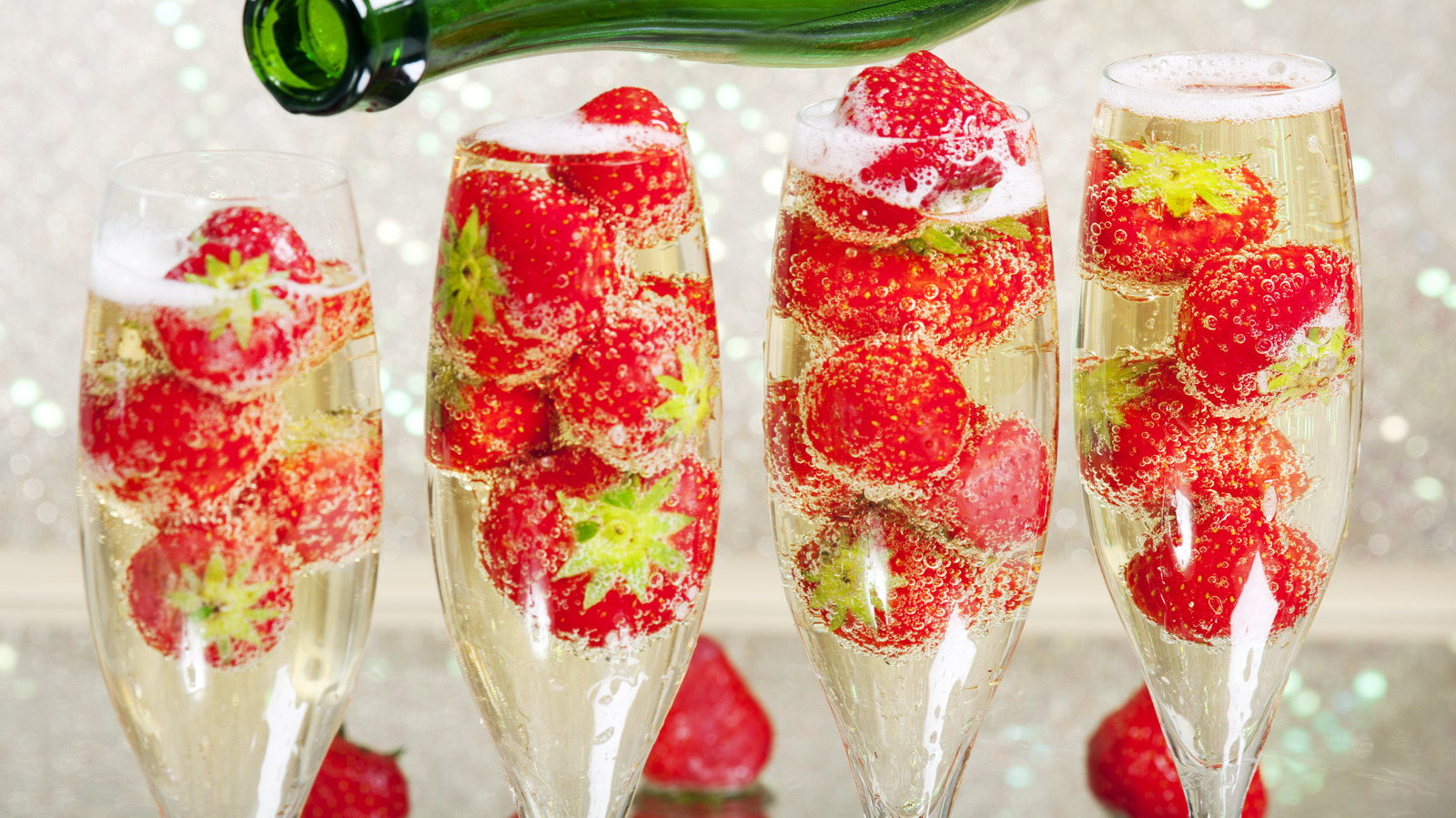 https://www.tastingtable.com/1482054/soak-strawberries-prosecco-cocktail-garnish/