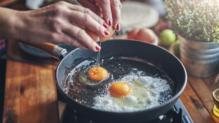 https://www.tastingtable.com/1538568/best-enameled-cast-iron-skillets/